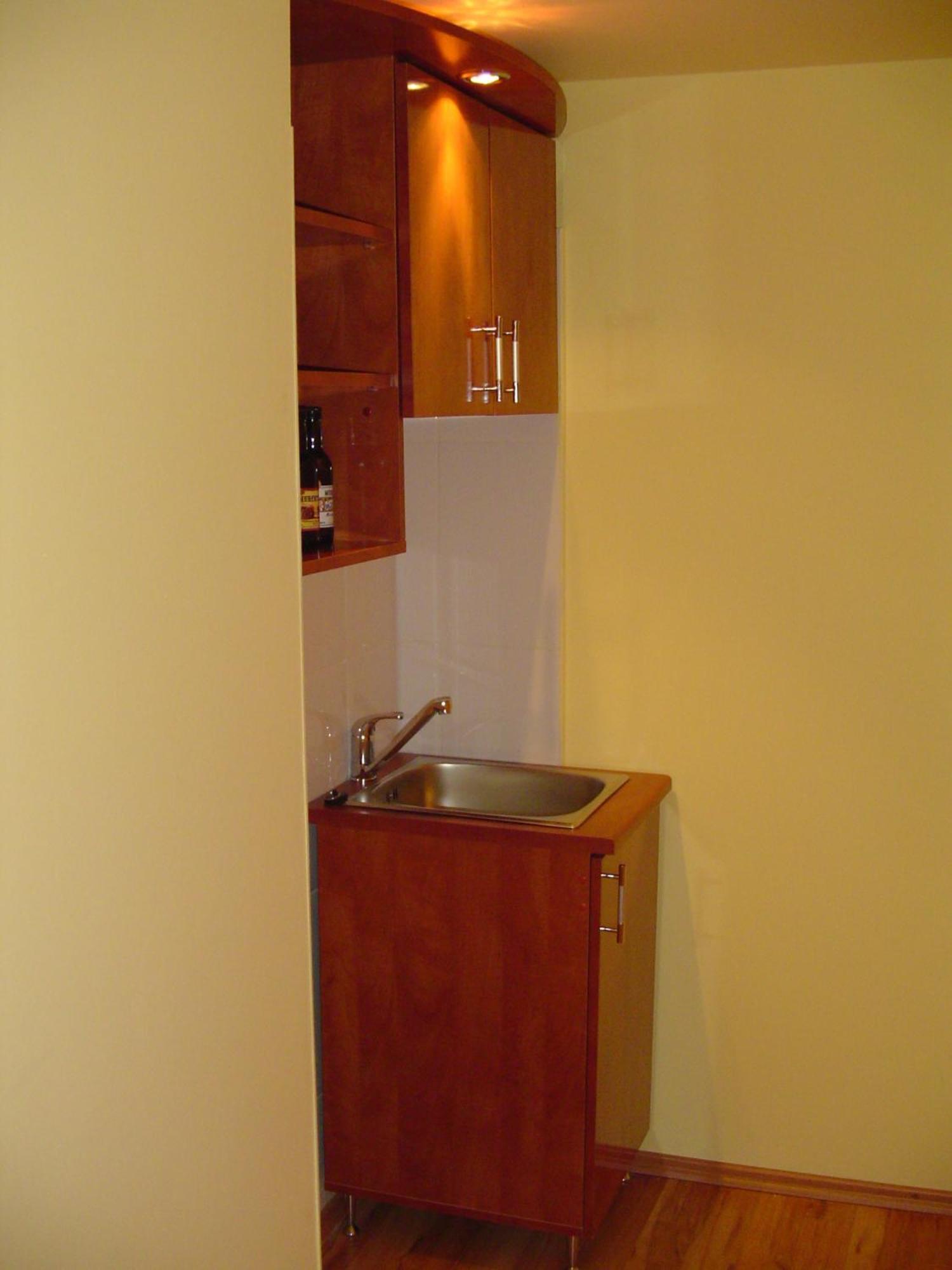 Hotel Europa Ploiesti Bagian luar foto
