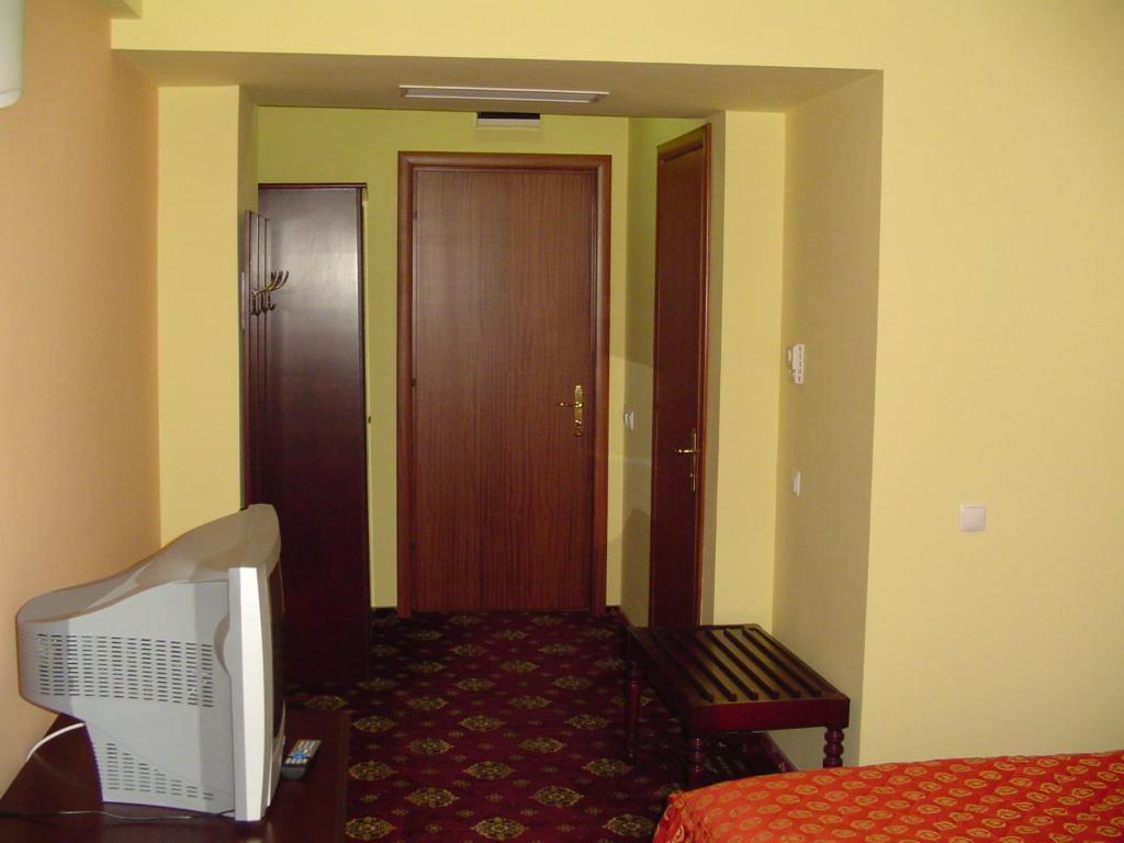 Hotel Europa Ploiesti Ruang foto